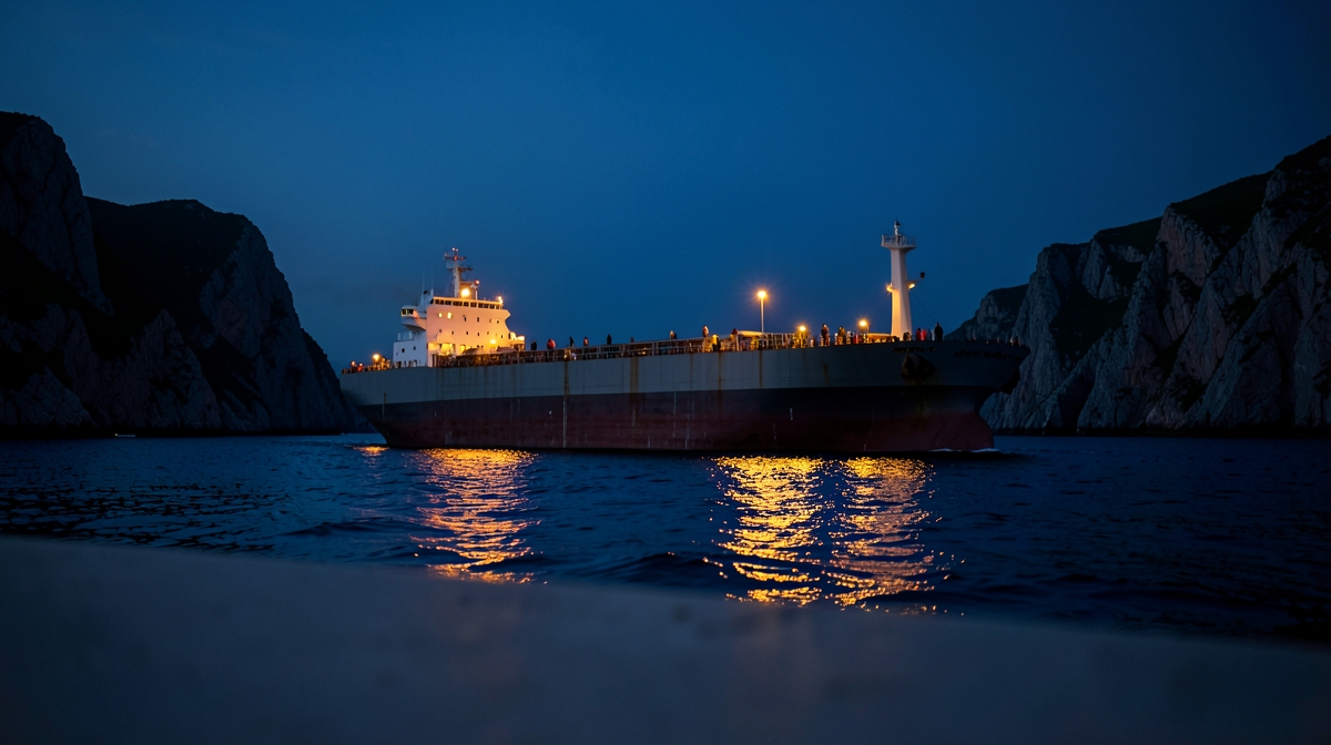 Strait of Hormuz Oil Flow Increases as Regional Security Shifts